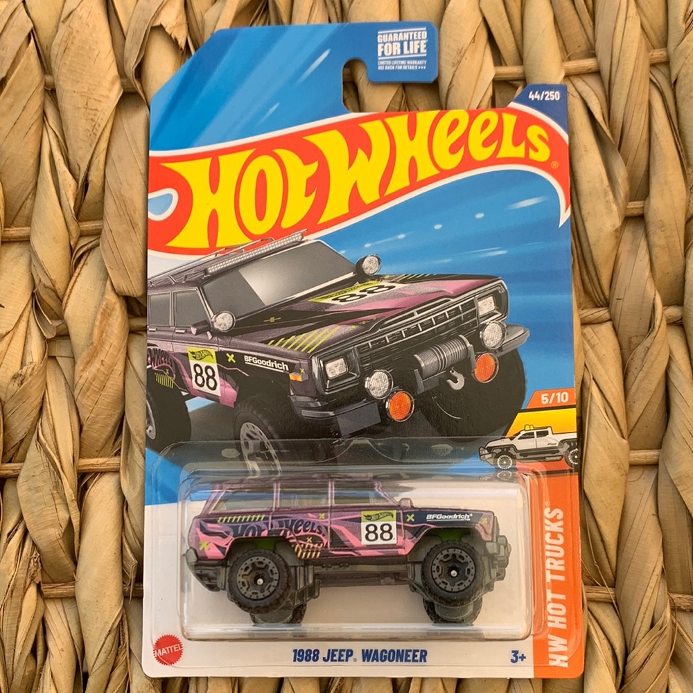 1988 Jeep Wagoneer 4x4 Truck Hot Wheels Hotwheels SUV Sport Vehicle 2025 π